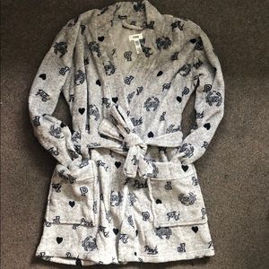 Victoria’s Secret housecoat